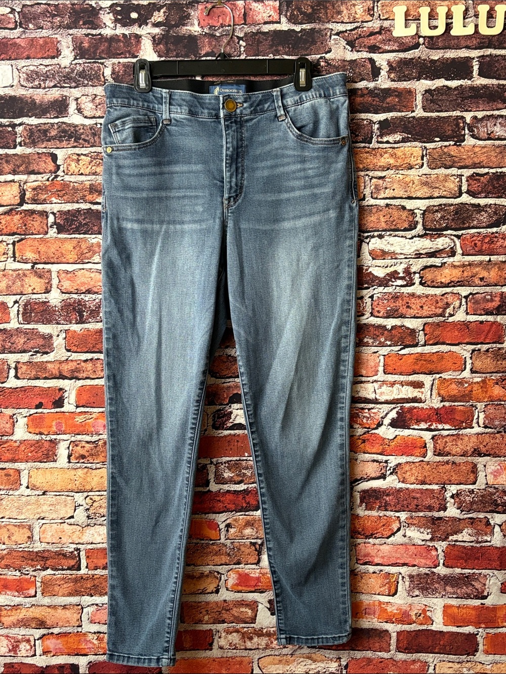 Democracy “Ab”solution Stretch Women's Skinny Jeans in Light Blue Wash 14